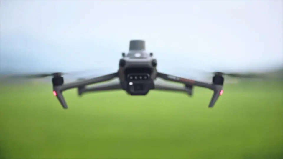 DJI Mavic 3M en vuelo